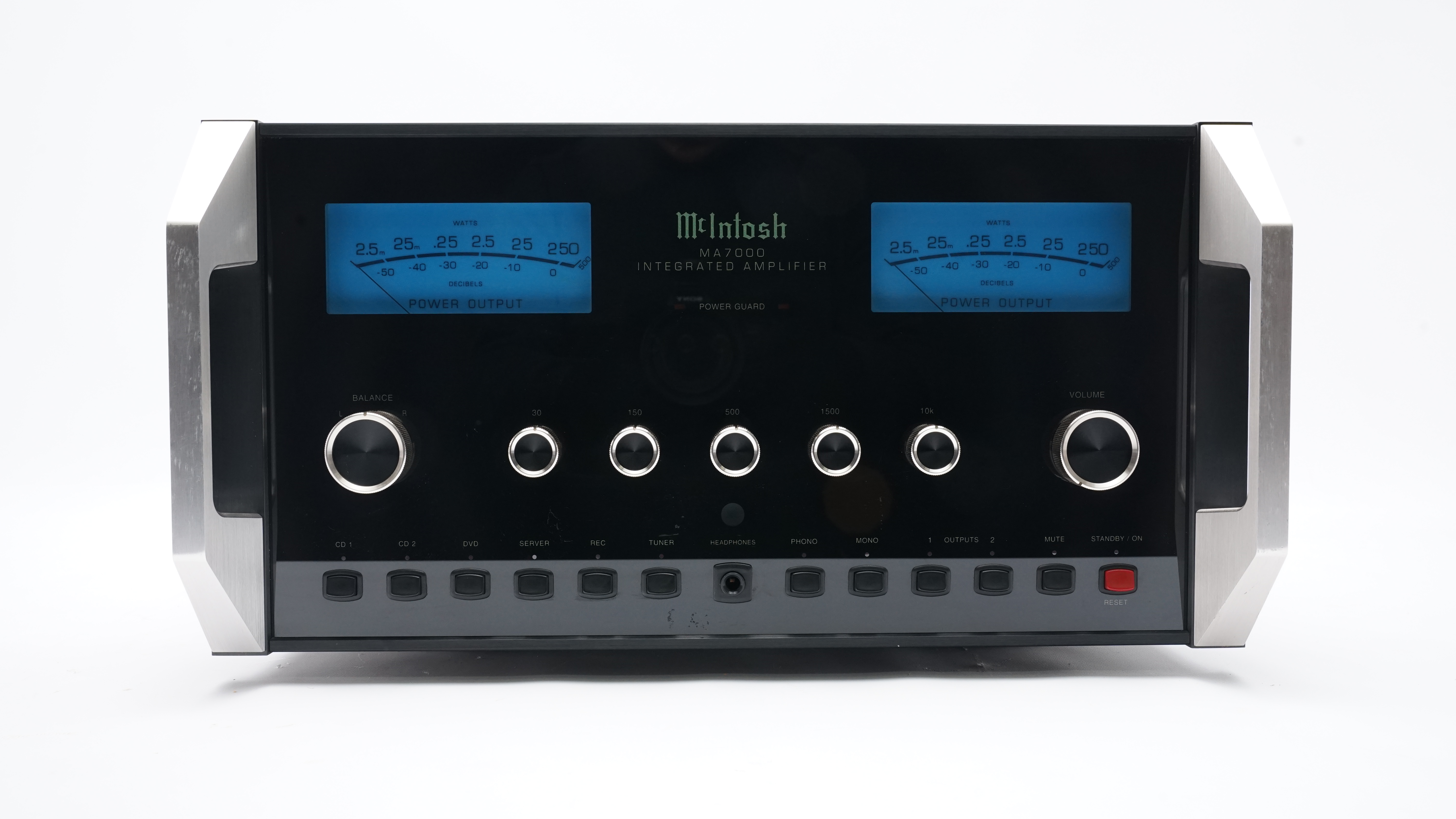 McIntosh MA 7000