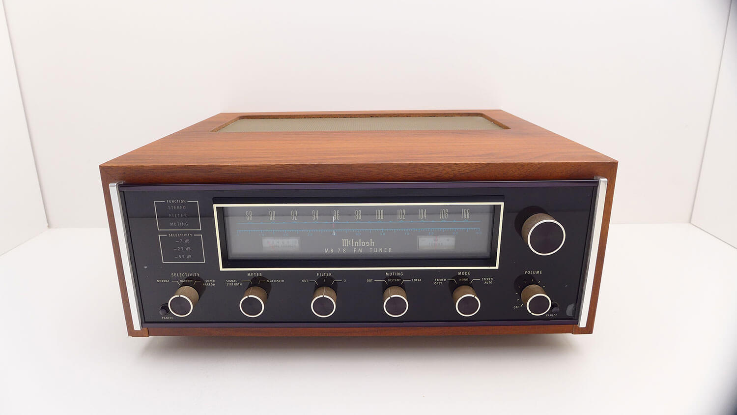 McIntosh MR 78 – High End Stereo Equipment We Buy